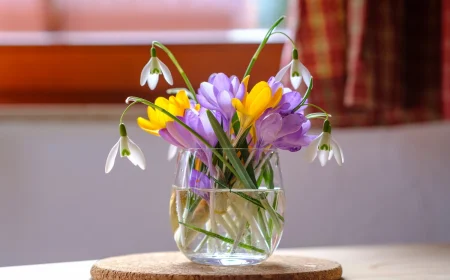 frühlingdeko im glass für den wohnzimmertisch