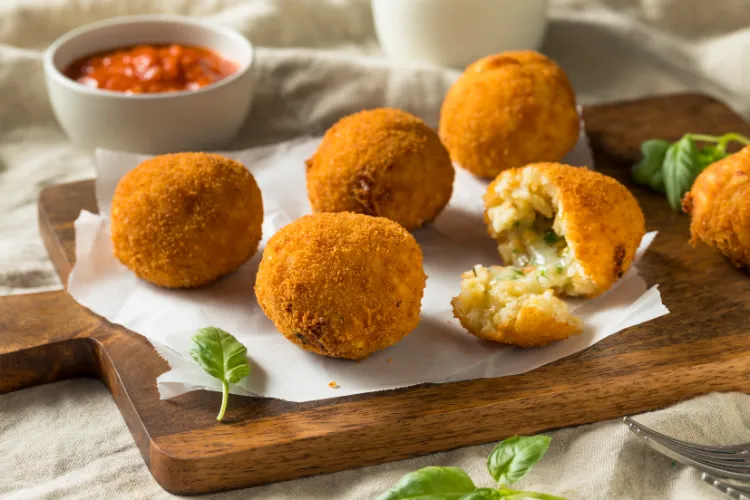 Arancini-alla-Siciliana-Das-Originalrezept-Tipps-f-r-knusprige-gef-llte-Reisb-llchen