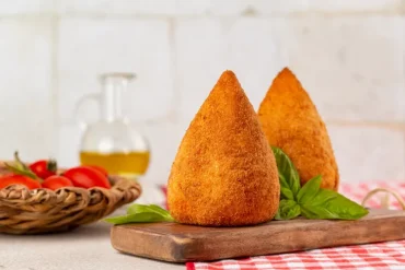 konisch geformte arancini