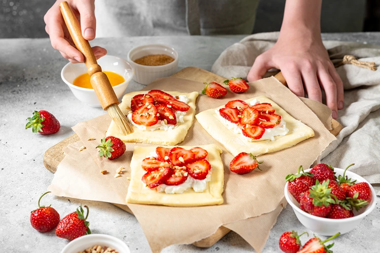 blätterteig teile mit erdbeeren einfaches rezept