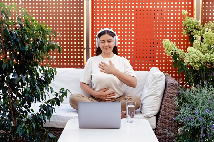 die perforierten paneele bieten sichtschutz und lichtspiel