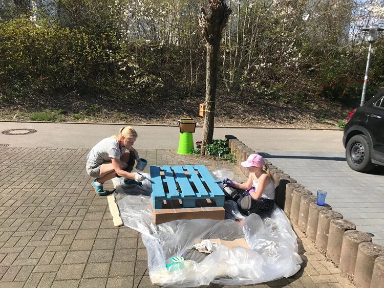 holzpaletten lackieren