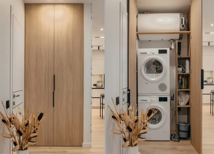 Idee für einen Schrank mit Waschmaschine, Trockner, Boiler und Regal für Utensilien