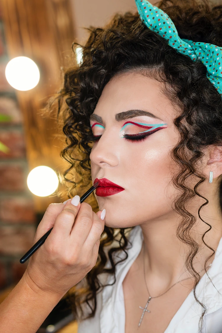 lippen wie aus den 50ern – klassisch kirschrot