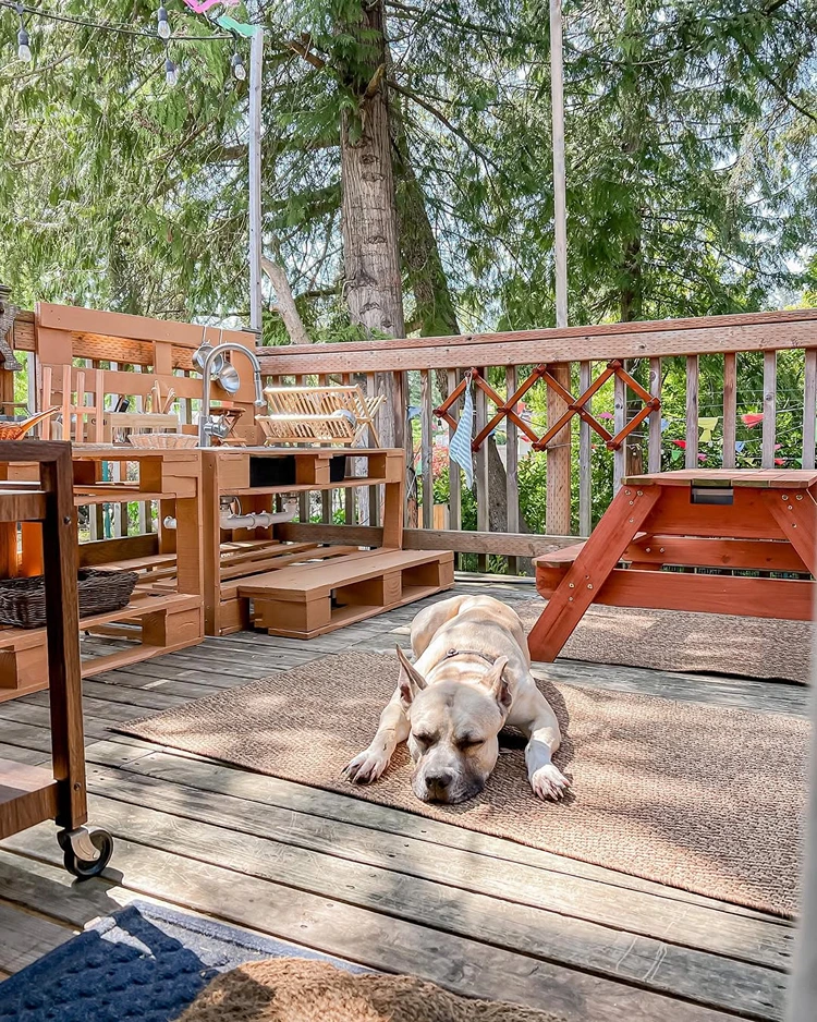 outdoor spielküche aus paletten