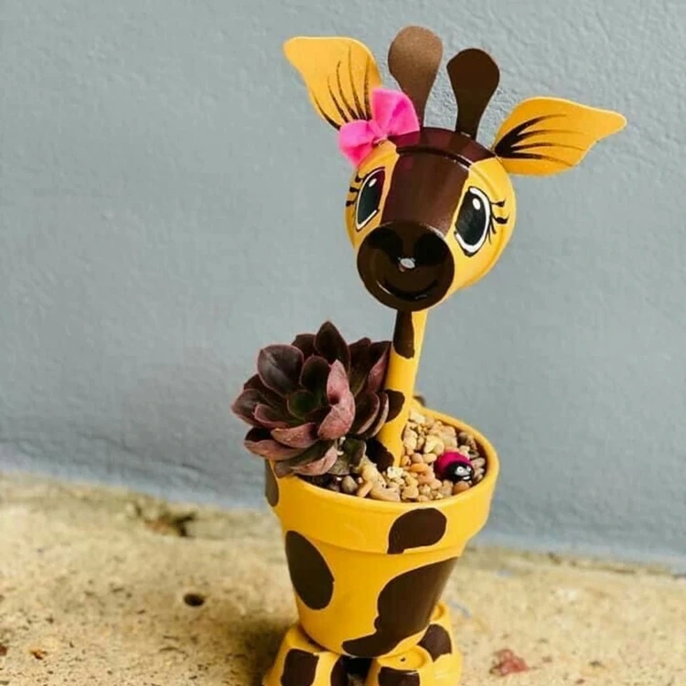 tontopf tiere basteln giraffe aus kleinen töpfen