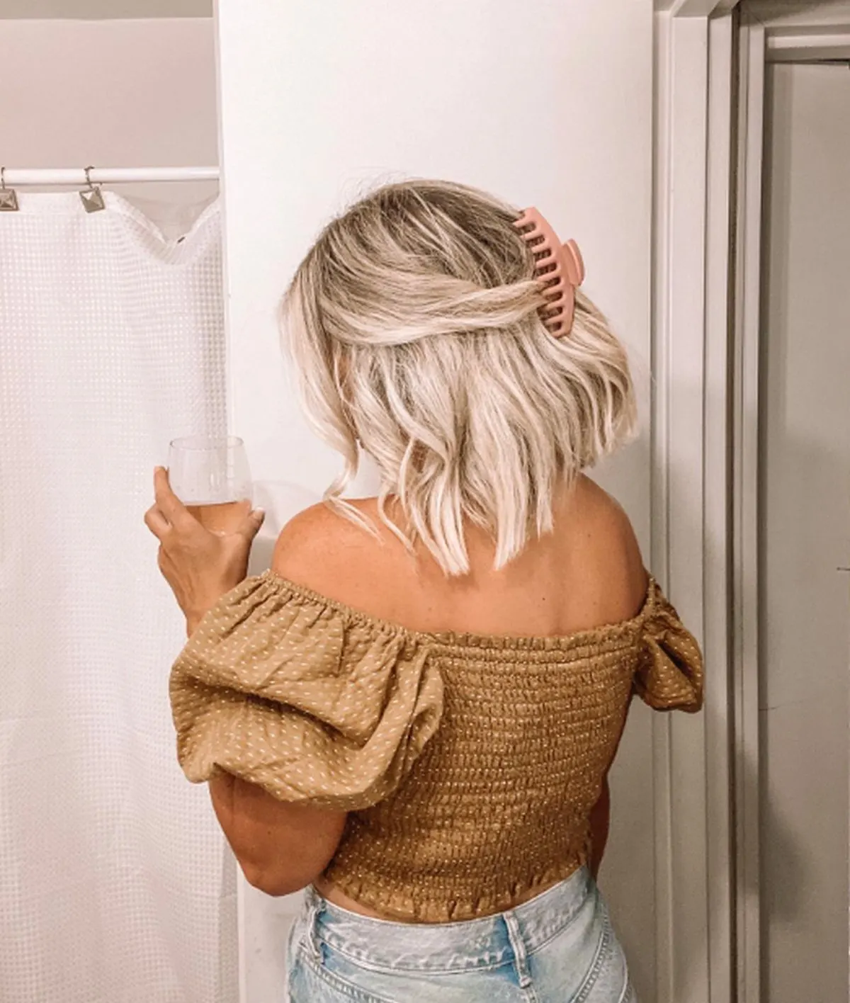 claw clip frisur ideen für kurze feine haare trends 2025