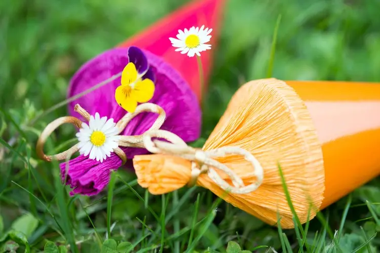 Die Schultüte mit einer besonderen Geschenkidee ausstatten