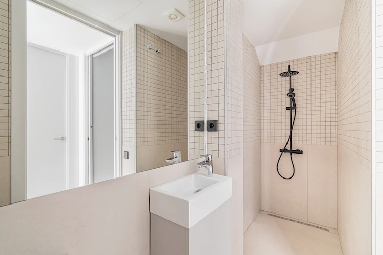 Dusche im kleinen Bad gestalten Tipps 
