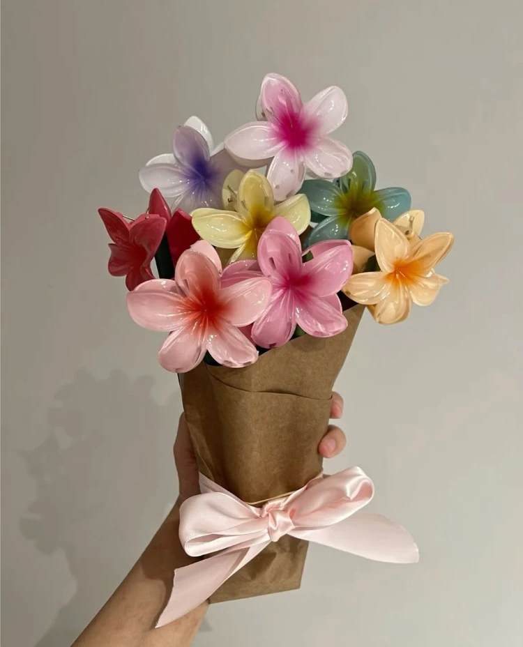 flower claw clip blumenstrauß kleines geschenk