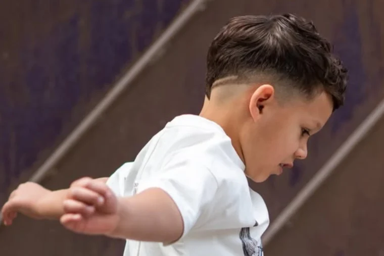 jungsfrisuren die den sommer rocken