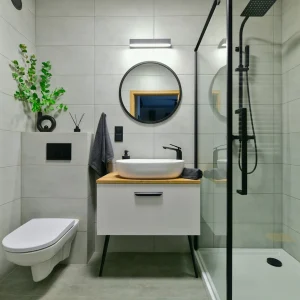 Kleines Badezimmer mit Dusche stilvoll einrichten