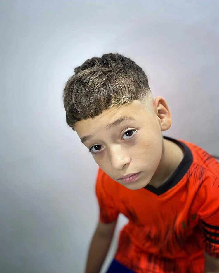 texturierter french crop jungs hairstyles für den sommer