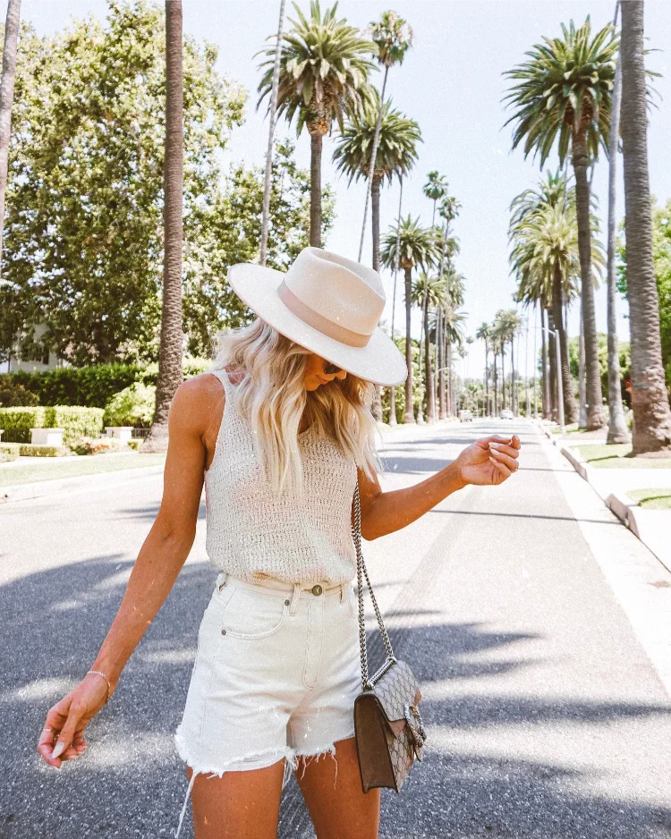 weiße shorts mit häkel top