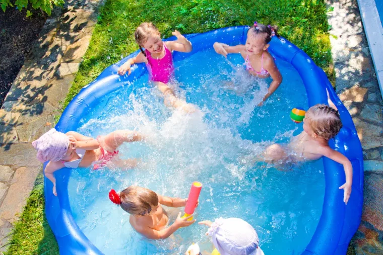 das wasser im pool ohne pumpe sauber halten tipps