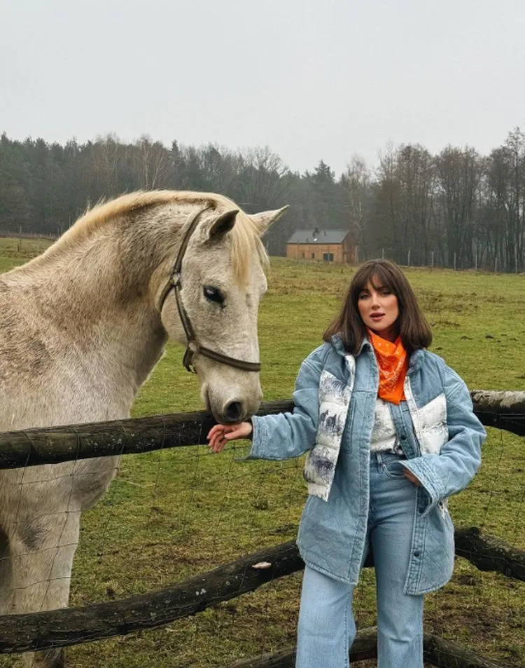 denim all over outfit