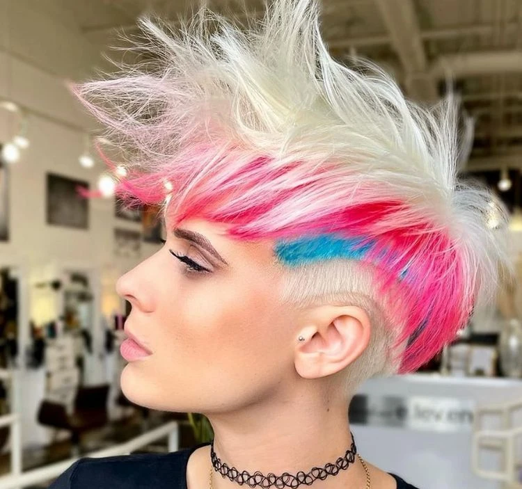 frechen kurzhaarschnitt stylen