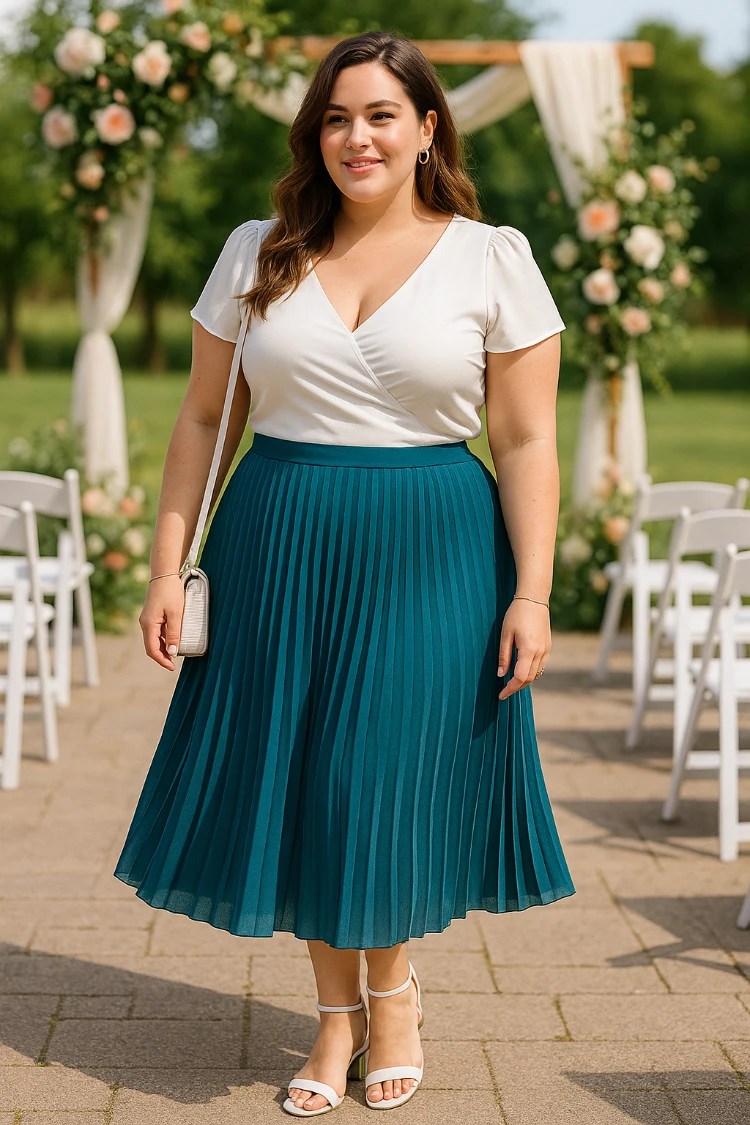 hochzeitsgast outfit mit plisseerock für mollige frauen