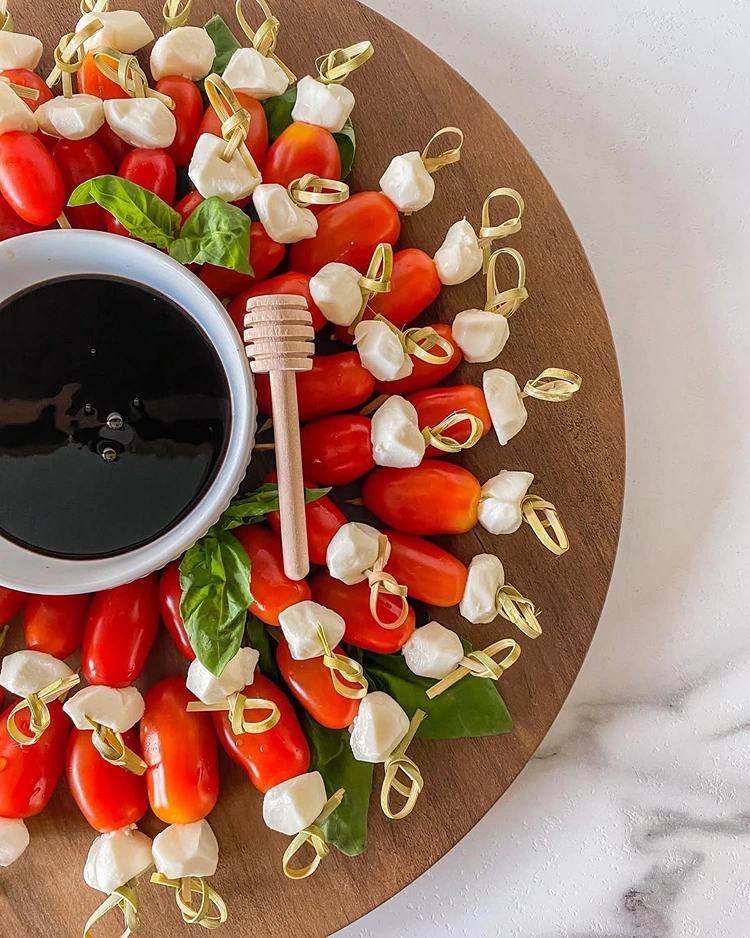 mini caprese spieße kaltes fingerfood