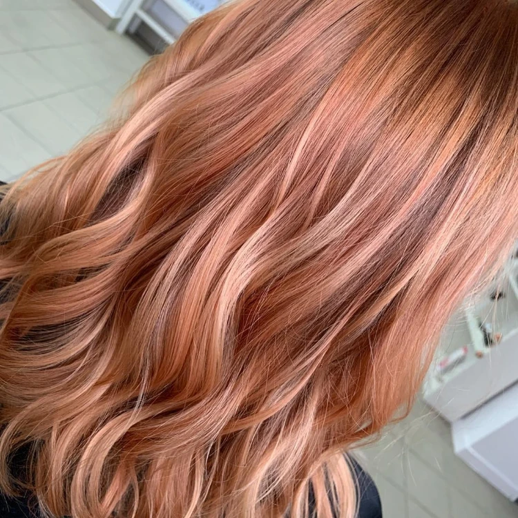 pfirsichblondes haar
