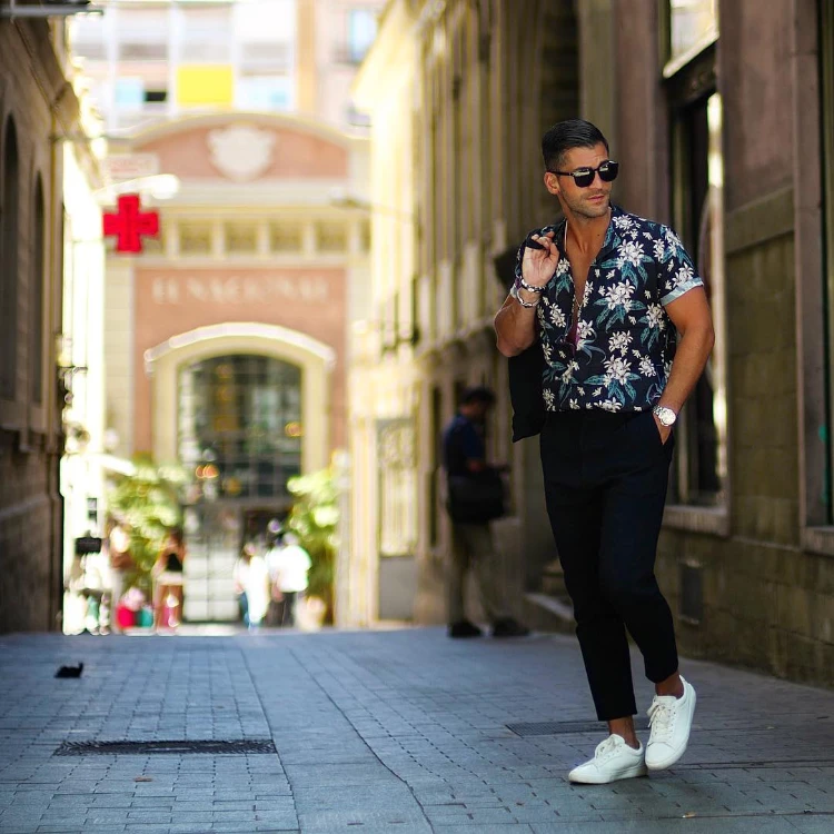 sommer abend outfit herren mit hemd & chino