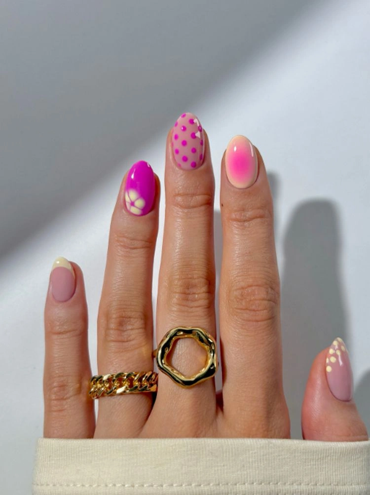 verschiedene nageldesigns kombinieren