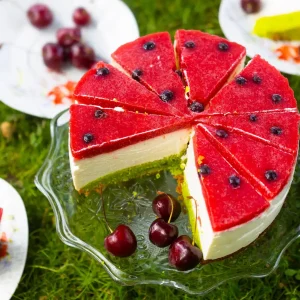 Wassermelone Käsekuchen backen und kreativ dekorieren