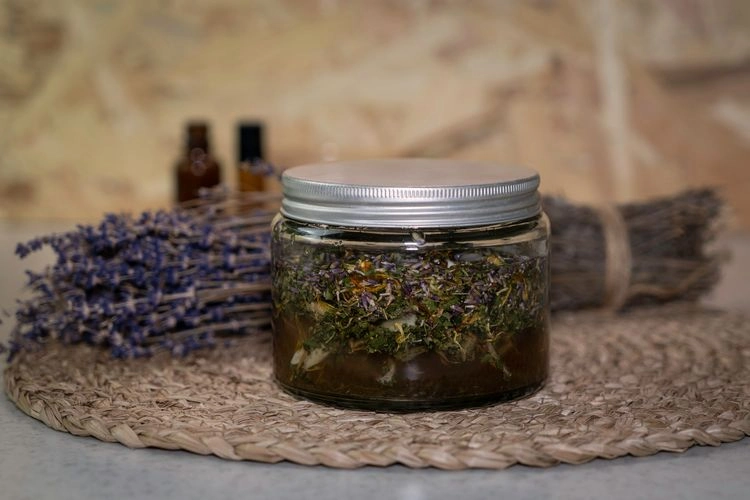 5 clevere möglichkeiten, den lavendelessig zu verwenden