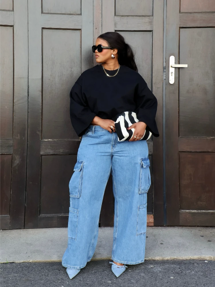 baggy jeans kurvige frau