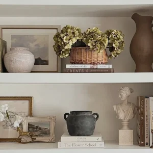 Bücherregal dekorieren die Grundprinzipien im Überblick