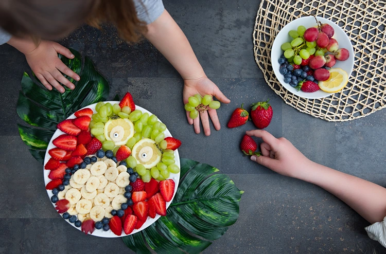 eule aus früchten fingerfood idee zum schulanfang
