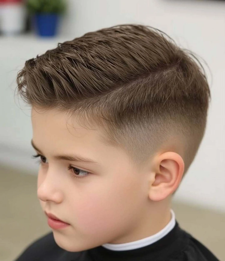 frisuaFrisuren für Jungen unter 8 Jahren Undercut mit Seitenscheitel ohne Ponyren für jungen unter 8 jahren undercut mit seitenscheitel ohne pony