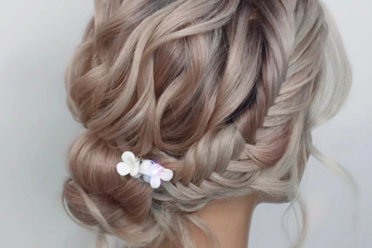 lockere dutt frisuren für hochzeitsgast ideen und tutorial