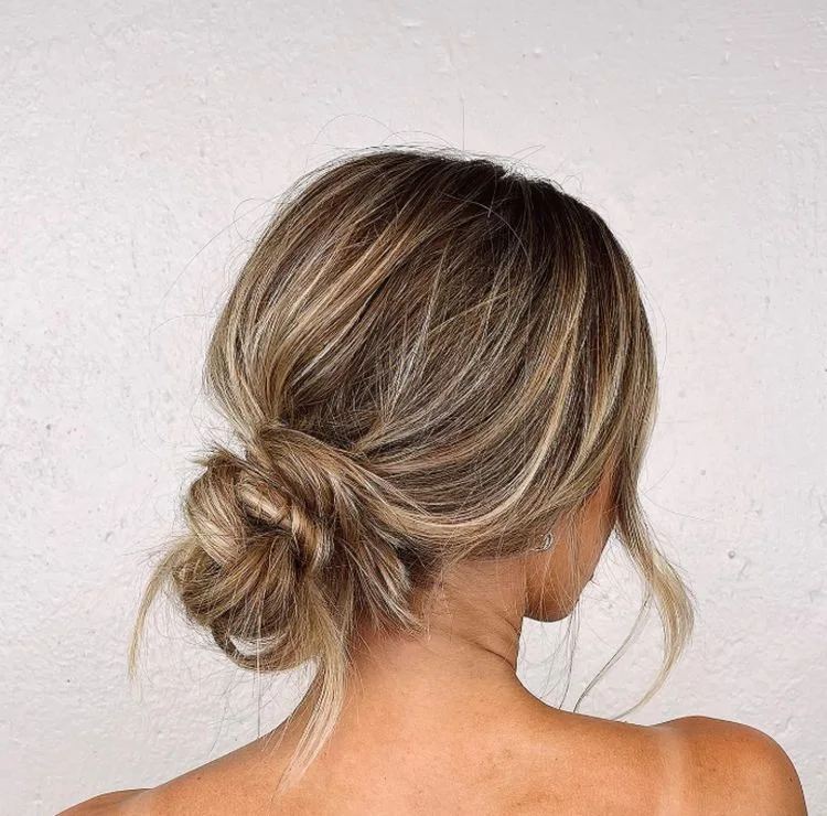 lockerer dutt ist stylish und trendy