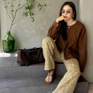 outfit im herbst 2025 aufpeppen mit espresso jacken können sie ihre ensembles aufs nächste level bringen!