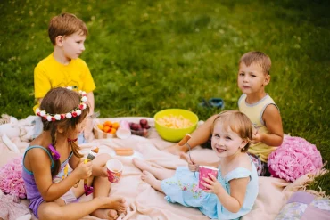 picknick im garten zum geburtstag