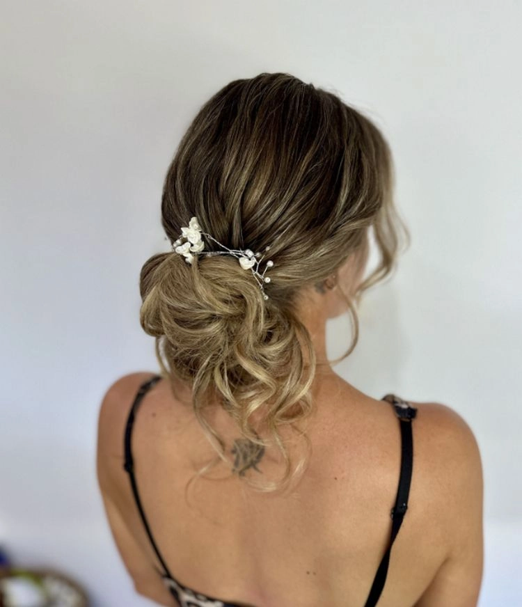 schritt für schritt anleitung zum perfekten niedrigen dutt