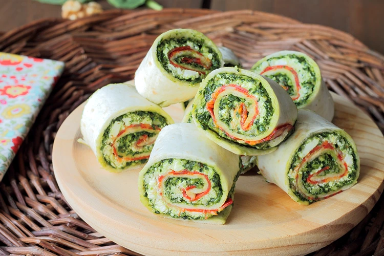 wraps mit zucchini pesto