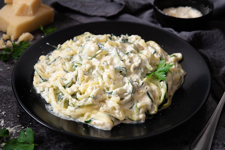 zucchini spaghetti quattro formaggi