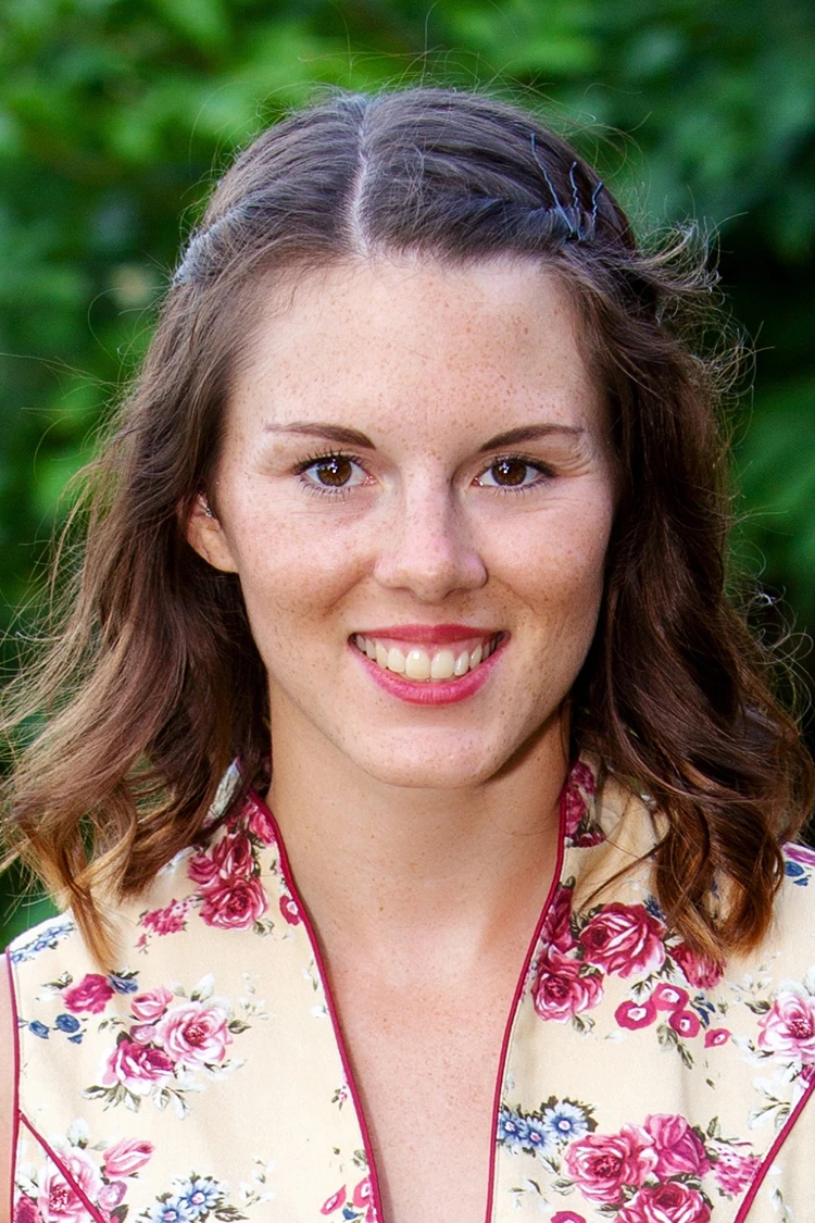 bob frisur ohne flechten – strähnen gezwirbelt und festgesteckt