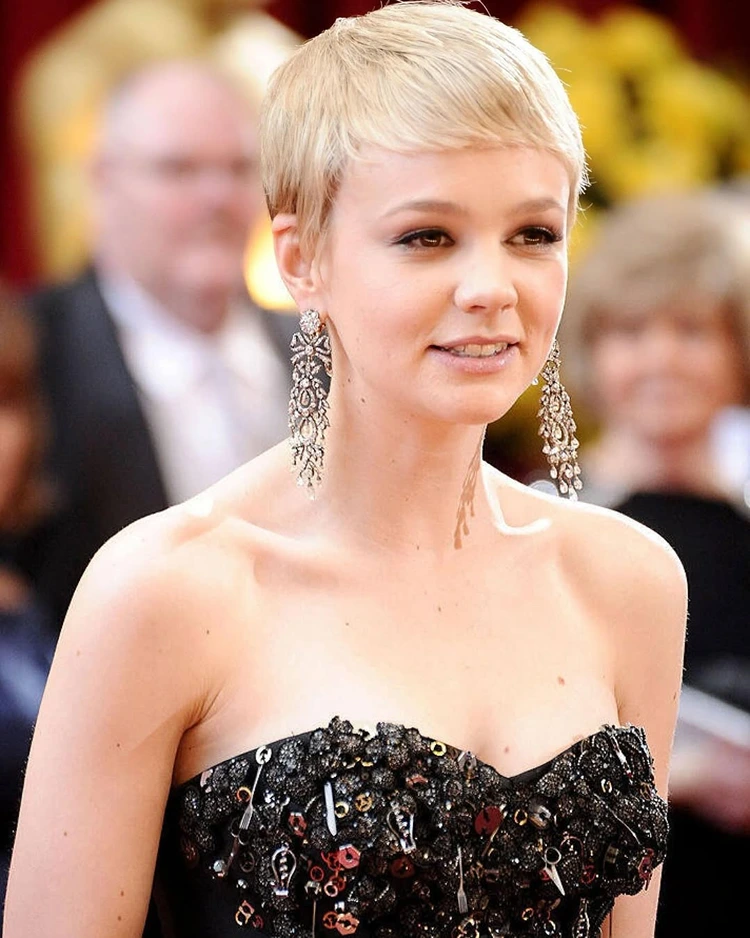 carey mulligan pixie cut mit seitenpony