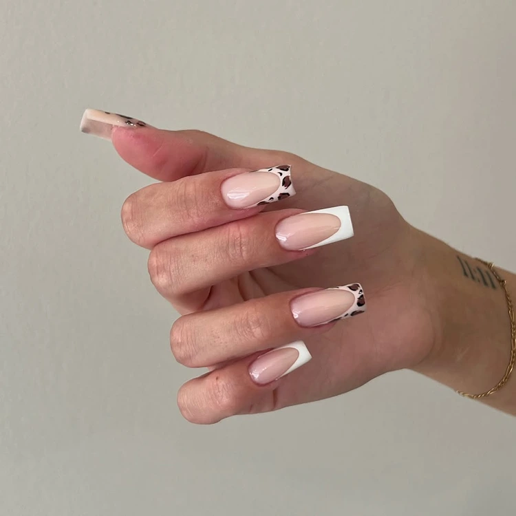 french nails mit leopard print