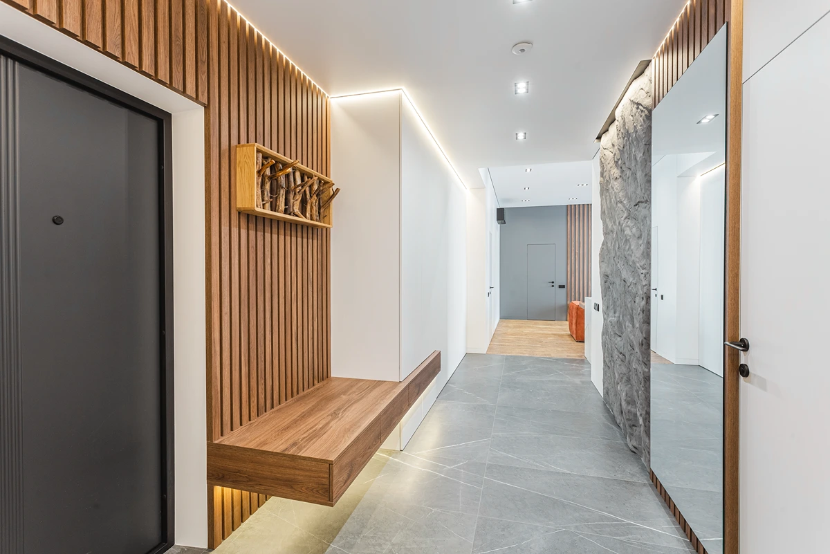 Ideen für die Deckenbeleuchtung im Flur - Direktes und indirektes Licht kombinieren