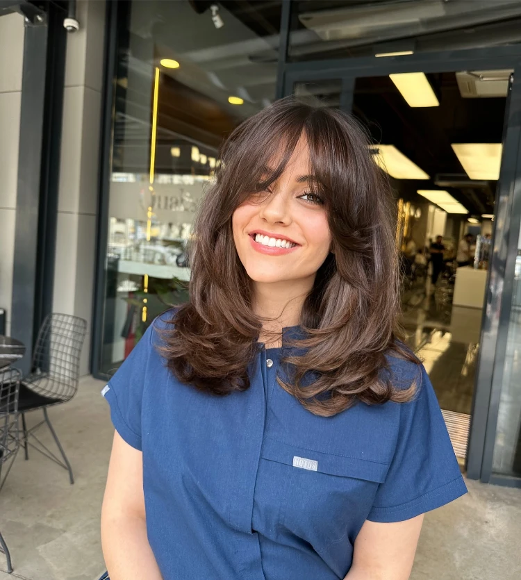 italienische trendfrisuren – curtain bangs