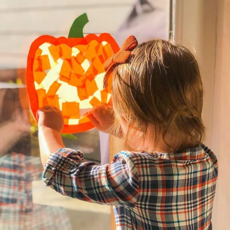 Kürbis Sonnenfänger basteln mit Papier