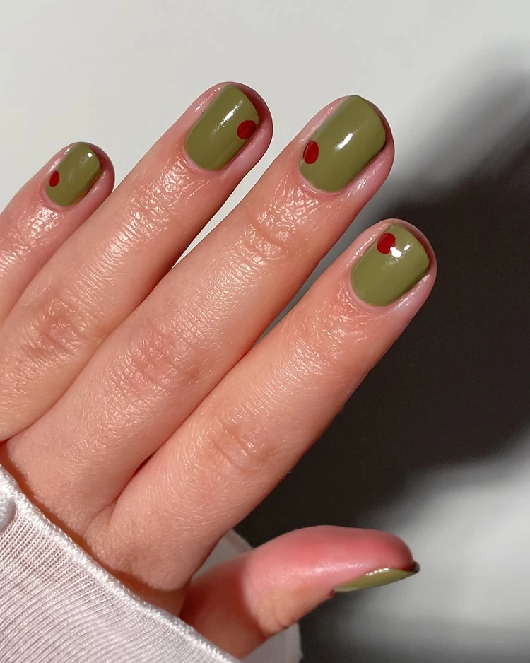 martini olive nails cocktail für die fingerspitzen