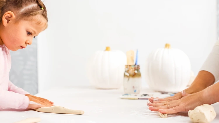 modelliermasse einrollen horn formen