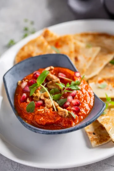 Muhammara schnelles Rezept und Variationen