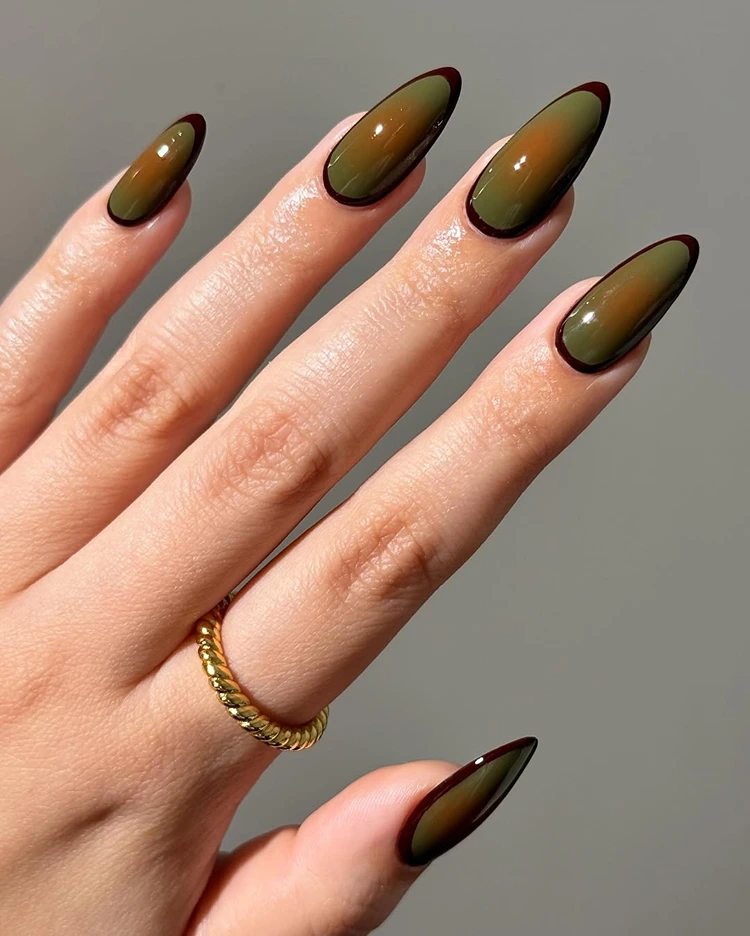 nägel inspo herbst aura nageldesign olivegrün