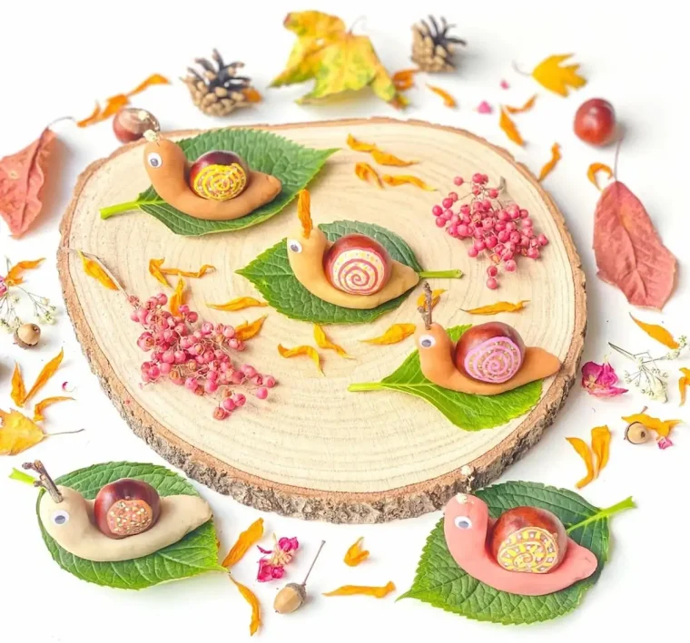 Schnecke aus Modelliermasse und Kastanien und anderen Naturmaterialien selber machen